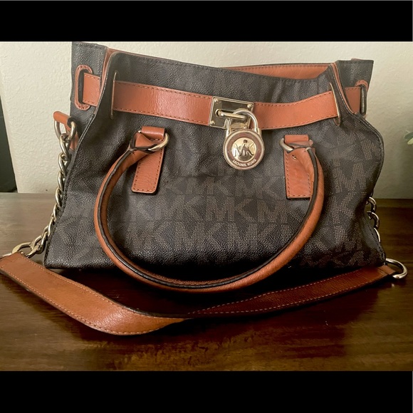 Authentic Michael Kors purse - Picture 1 of 5